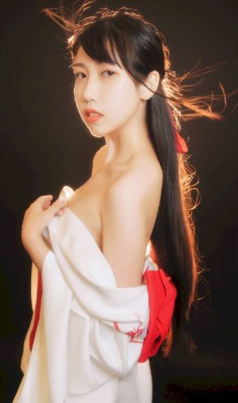 两个人在线免费观看视频_高清动漫免费观看